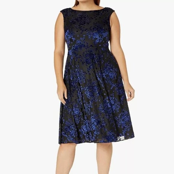 Betsey Johnson Burnout Fit & Flare Dress Women Size 10 Black Blue - Picture 1 of 16